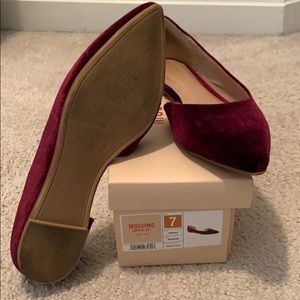 Mossimo flats